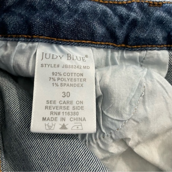 Judy Blue Distressed Relaxed Fit Jeans High Rise Style JB88242 Size 30 - Picture 10 of 11